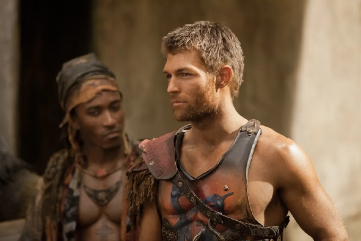 Spartakus: Válka zatracených (Spartacus: War Of The Damned 403 - Men Of Honor), 2013 - fotogaléria