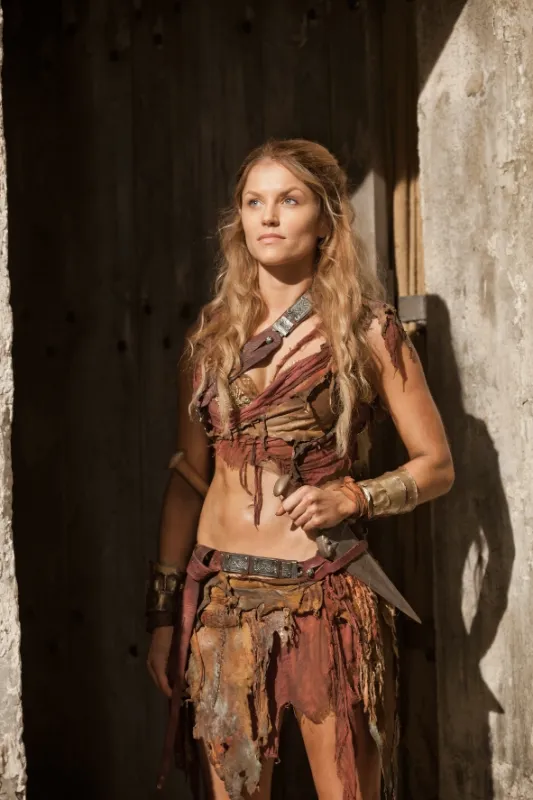 Spartakus: Válka zatracených (Spartacus: War Of The Damned 403 - Men Of Honor), 2013 - fotogaléria