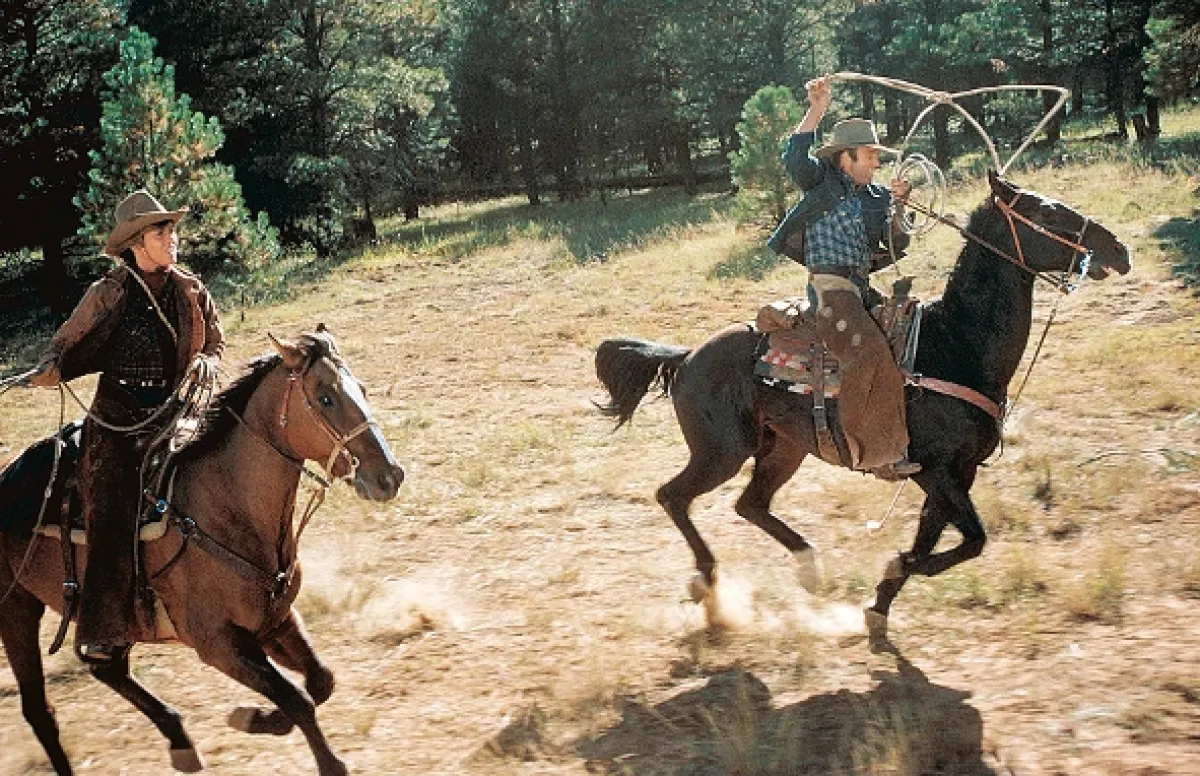 Jazdec prichádza (Comes a Horseman), 1978 - fotogaléria