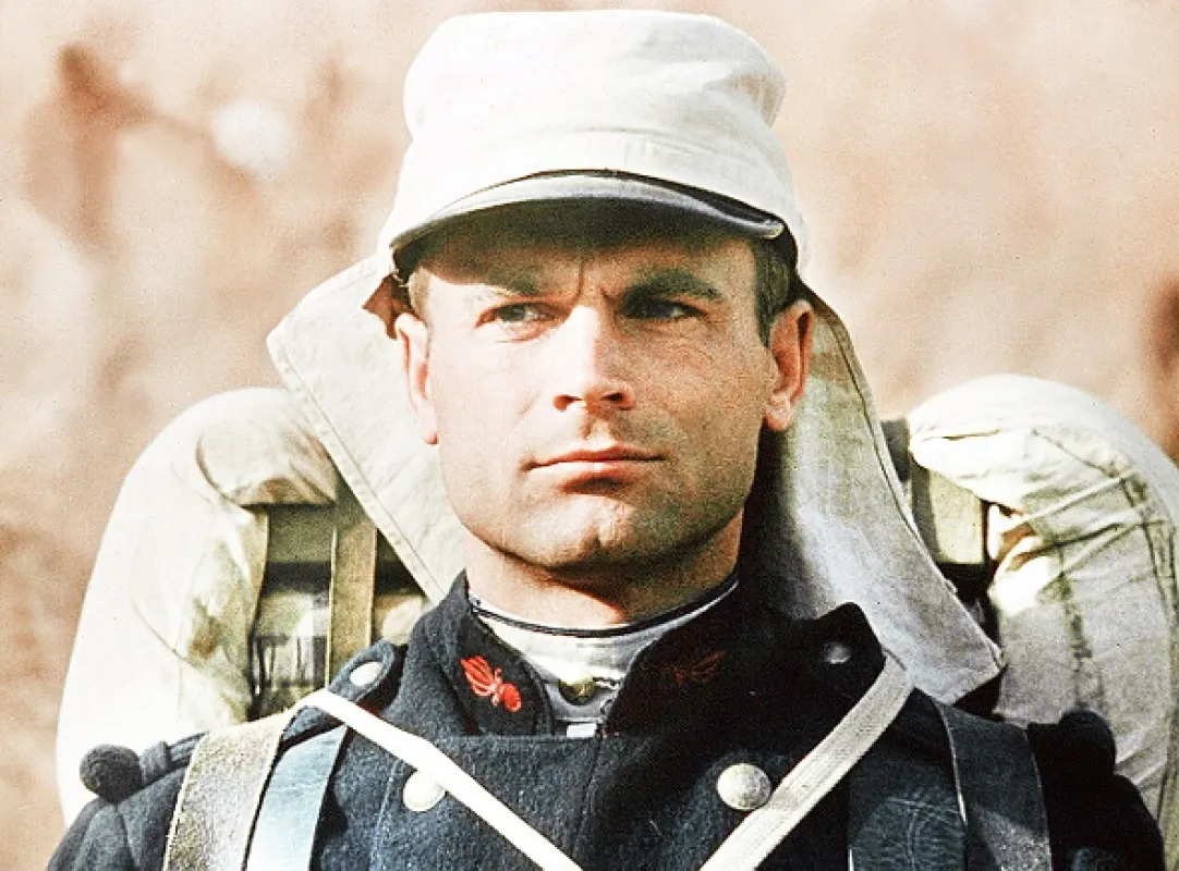 Pochoduj alebo zomri (March or Die), 1977 - fotogaléria