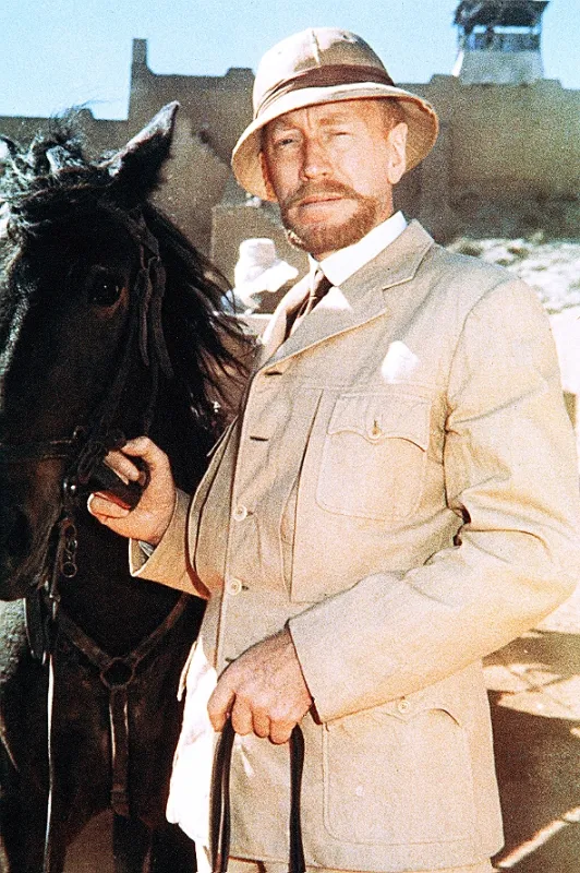 Pochoduj alebo zomri (March or Die), 1977 - fotogaléria