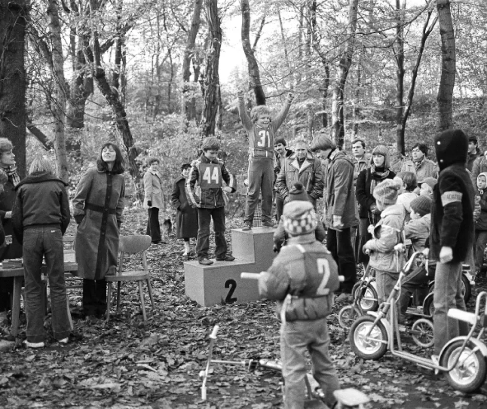 My všichni školou povinní, 1984 - fotogaléria