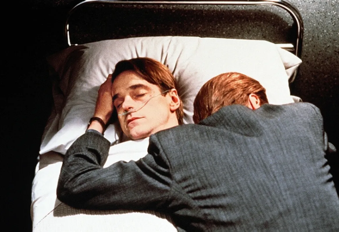 Příliš dokonalá podoba (Dead Ringers), 1988 - fotogaléria