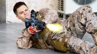 Mariňák 3: Obkľúčenie