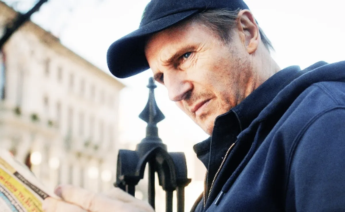 Pre balík peňazí (Honest Thief), 2020 - fotogaléria
