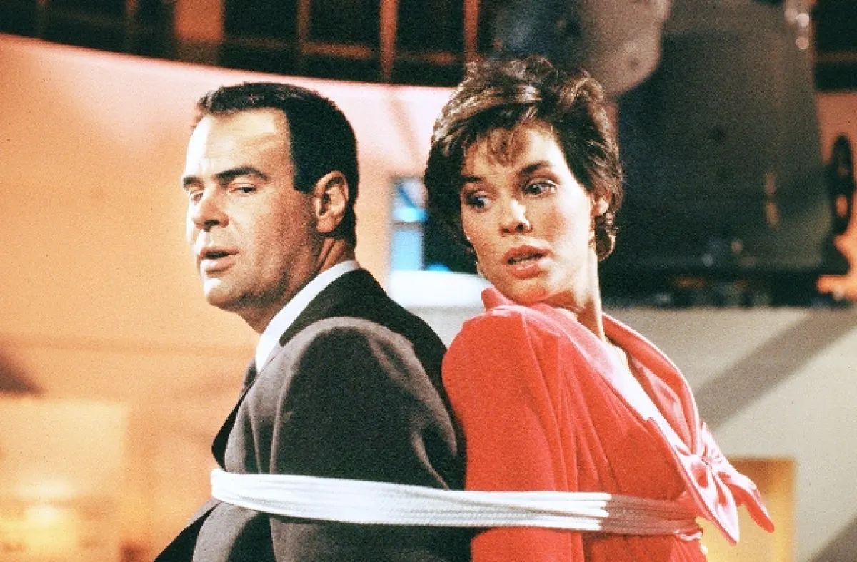 Záťah (Dragnet), 1987 - fotogaléria