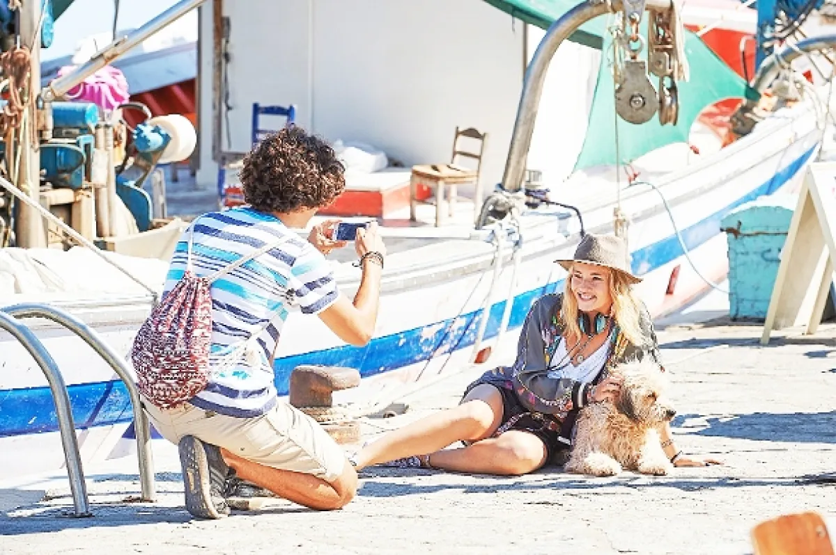Osudové léto na Mykonosu (Ein Sommer auf Mykonos), 2020 - fotogaléria