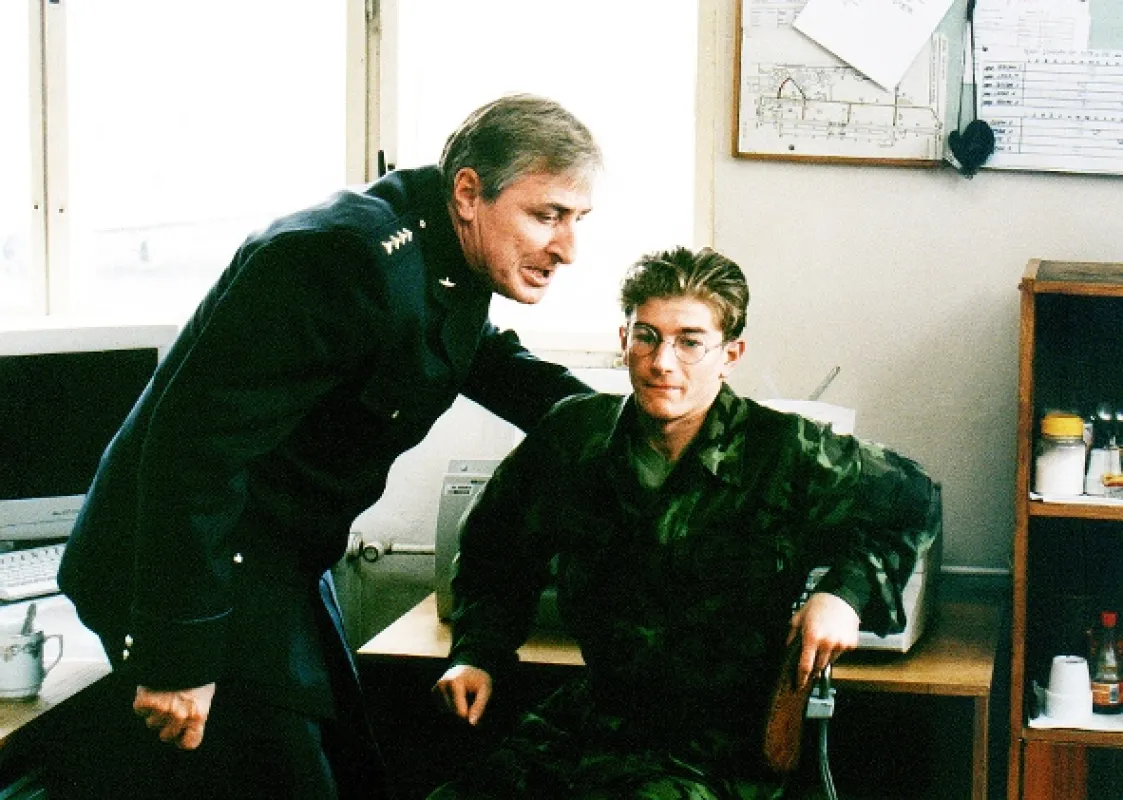 Otec neznámý aneb cesta do hlubin duše výstrojního náčelníka, 2001 - fotogaléria