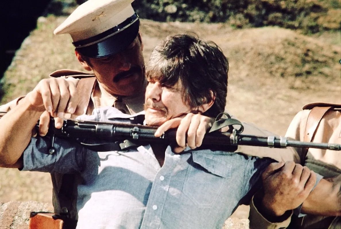 Útěk z vězení (Breakout), 1975 - fotogaléria