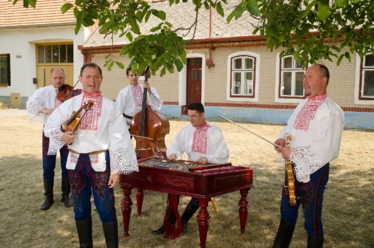 Za našima humny, 2015 - fotogaléria