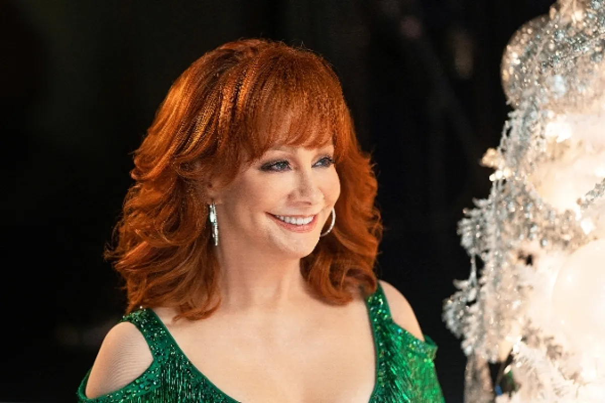 Melódia Vianoc (Reba McEntire's Christmas in Tune), 2021 - fotogaléria