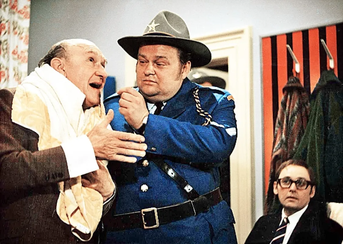 Čtyři vraždy stačí, drahoušku (Four Murders Are Enough, Darling), 1971 - fotogaléria