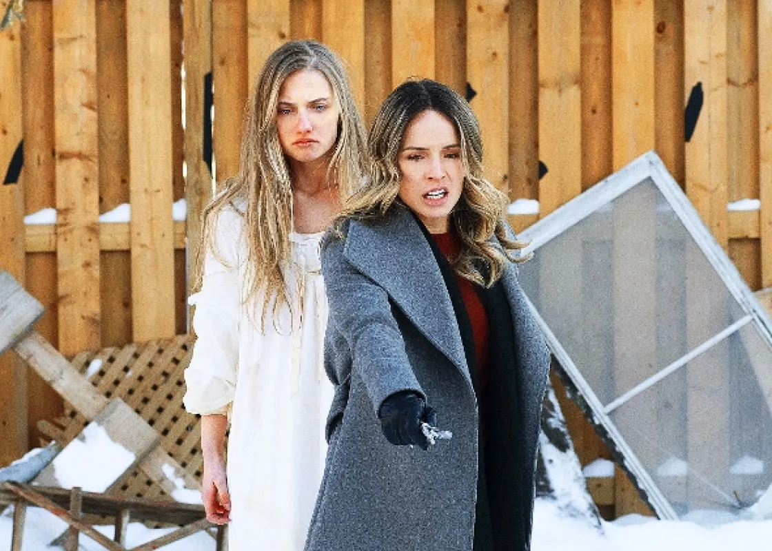 Falošná dcéra (Daughter in Disguise), 2021 - fotogaléria