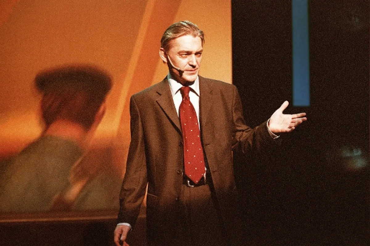 Jedna ruka netleská, 2003 - fotogaléria