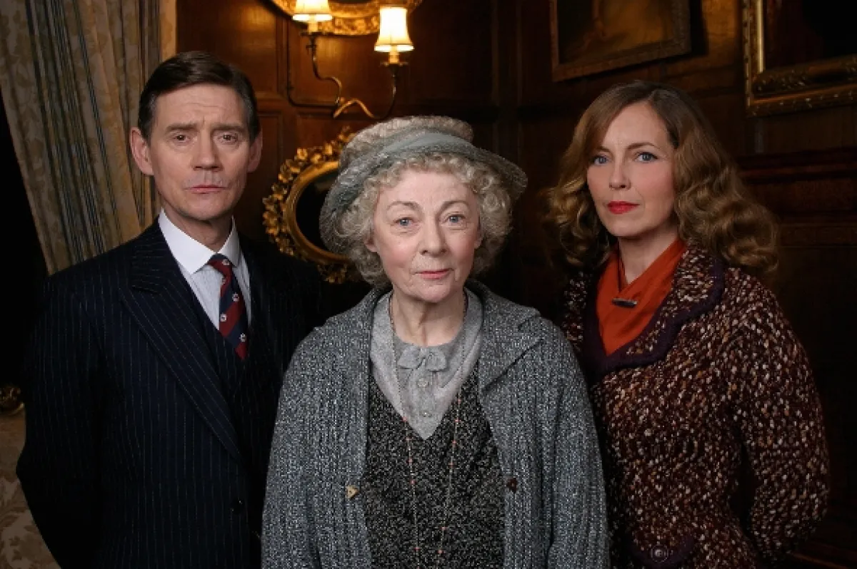 Agatha Christie: Slečna Marpleová (Miss Marple: The Moving Finger), 2006 - fotogaléria