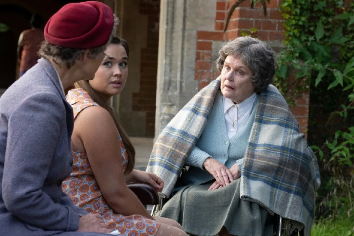 Zavolejte porodní sestřičky (Call the Midwife XIII), 2024 - fotogaléria