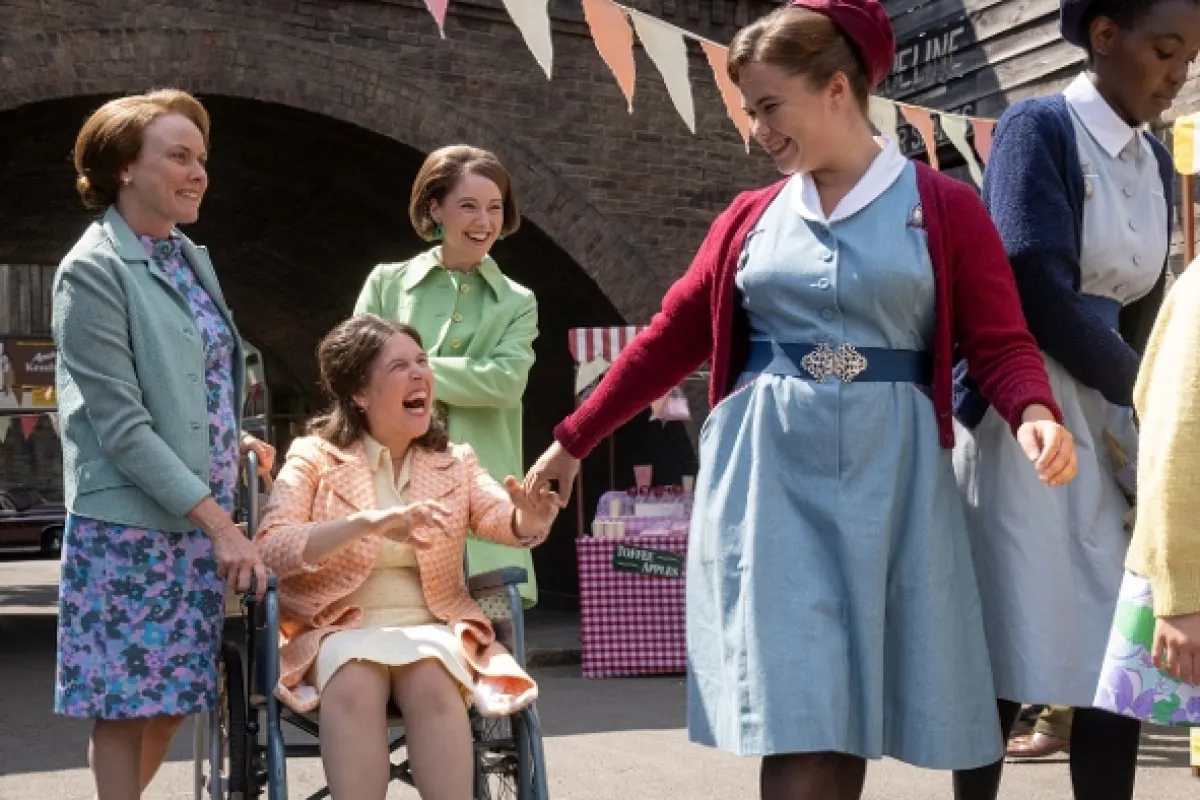 Zavolejte porodní sestřičky (Call the Midwife XIII), 2024 - fotogaléria
