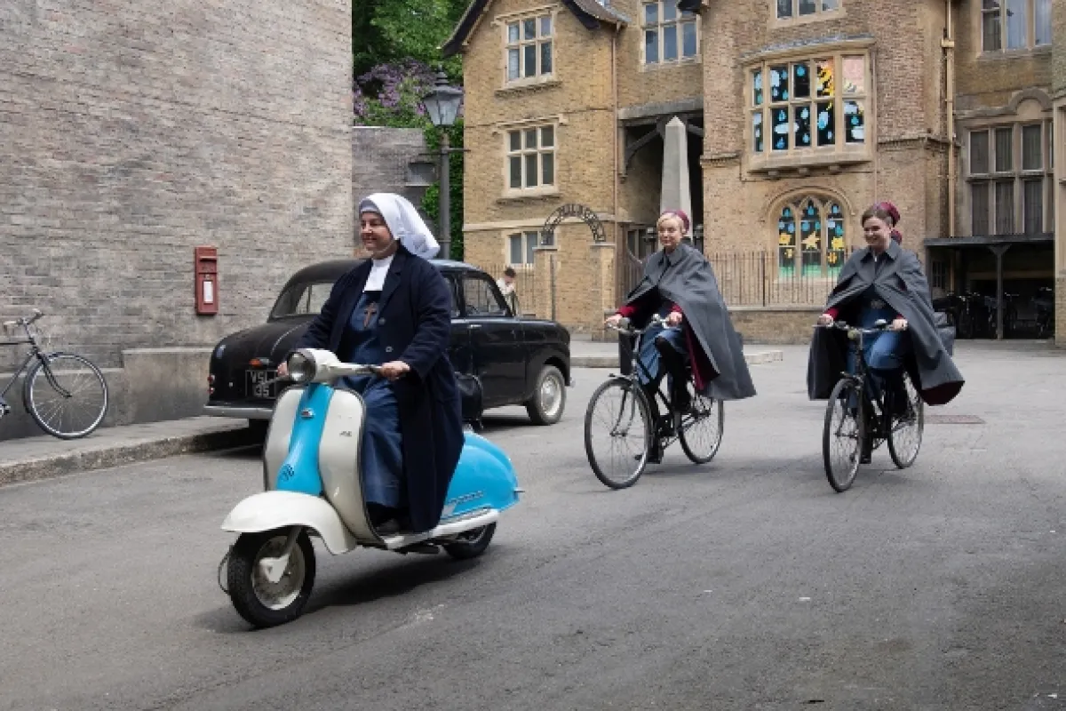 Zavolejte porodní sestřičky (Call the Midwife XII), 2023 - fotogaléria