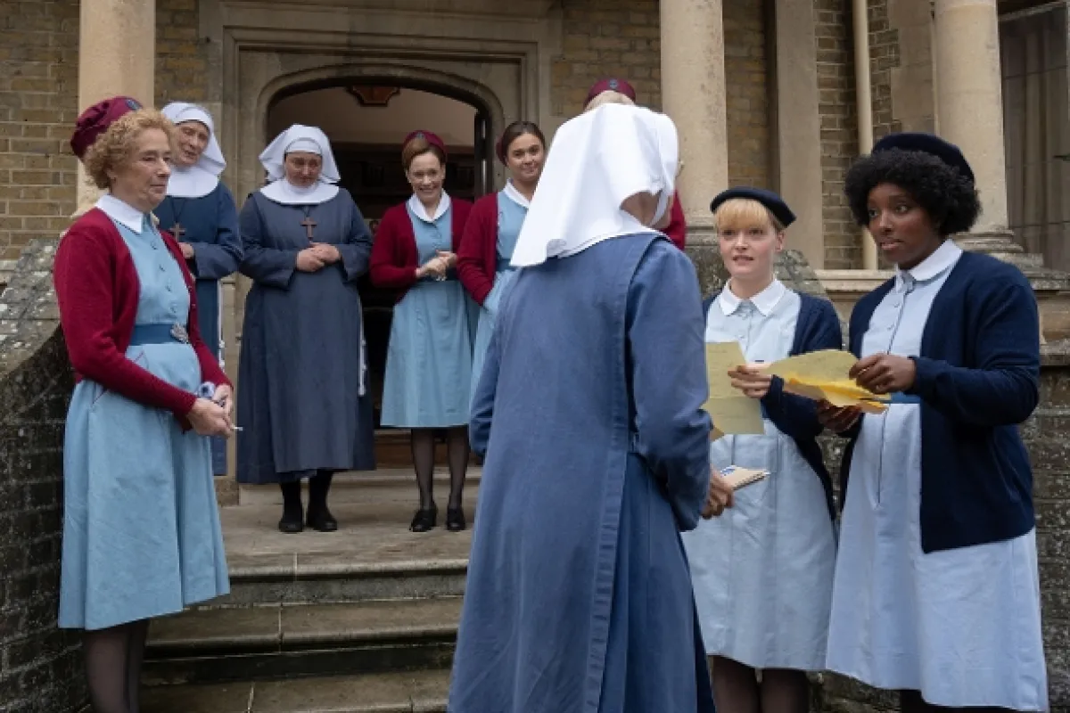 Zavolejte porodní sestřičky (Call the Midwife XIII), 2024 - fotogaléria