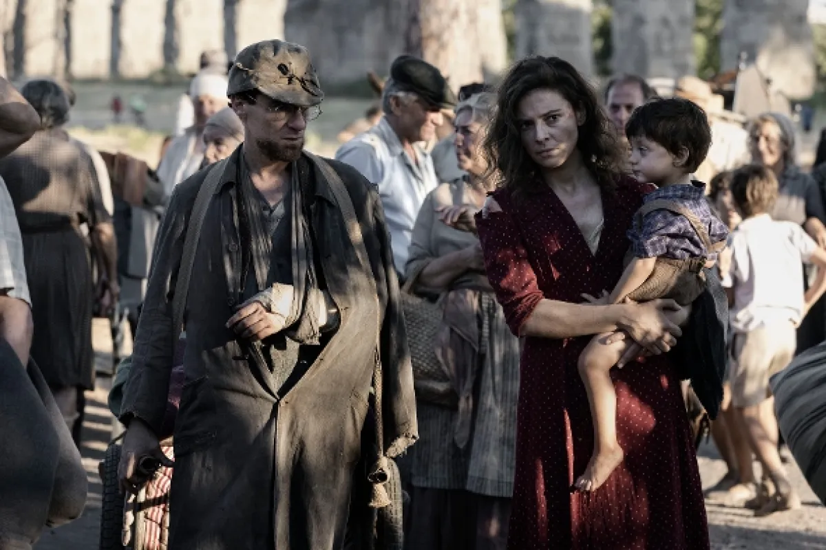 Příběh v dějinách (La Storia), 2024 - fotogaléria
