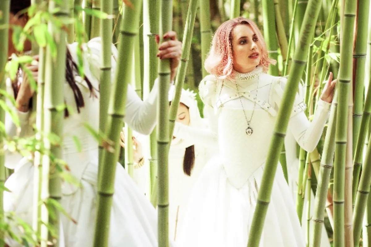 Útěk z ostrova princezen (Paradise Hills), 2019 - fotogaléria