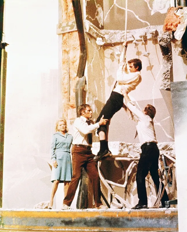 Zemetrasenie (Earthquake), 1974 - fotogaléria