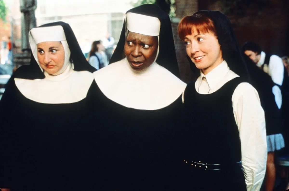Sestra v akcii 2: Opäť v habite (Sister Act 2: Back in the Habit), 1993 - fotogaléria