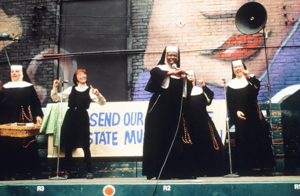 Sestra v akcii 2: Opäť v habite (Sister Act 2: Back in the Habit), 1993 - fotogaléria