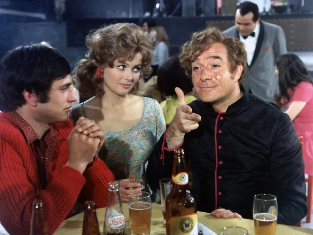 Ty, já a tvůj manžel (Straziami, ma di baci saziami), 1968 - fotogaléria