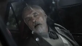 Okno do hřbitova