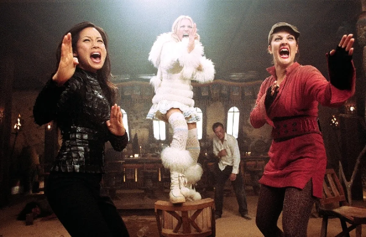 Charlieho andílci: Na plný pecky (Charlie’s Angels: Full Throttle), 2003 - fotogaléria