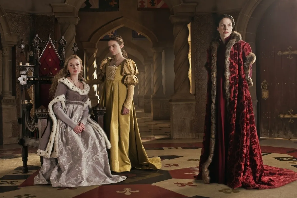 Bílá královna (The White Queen), 2013 - fotogaléria