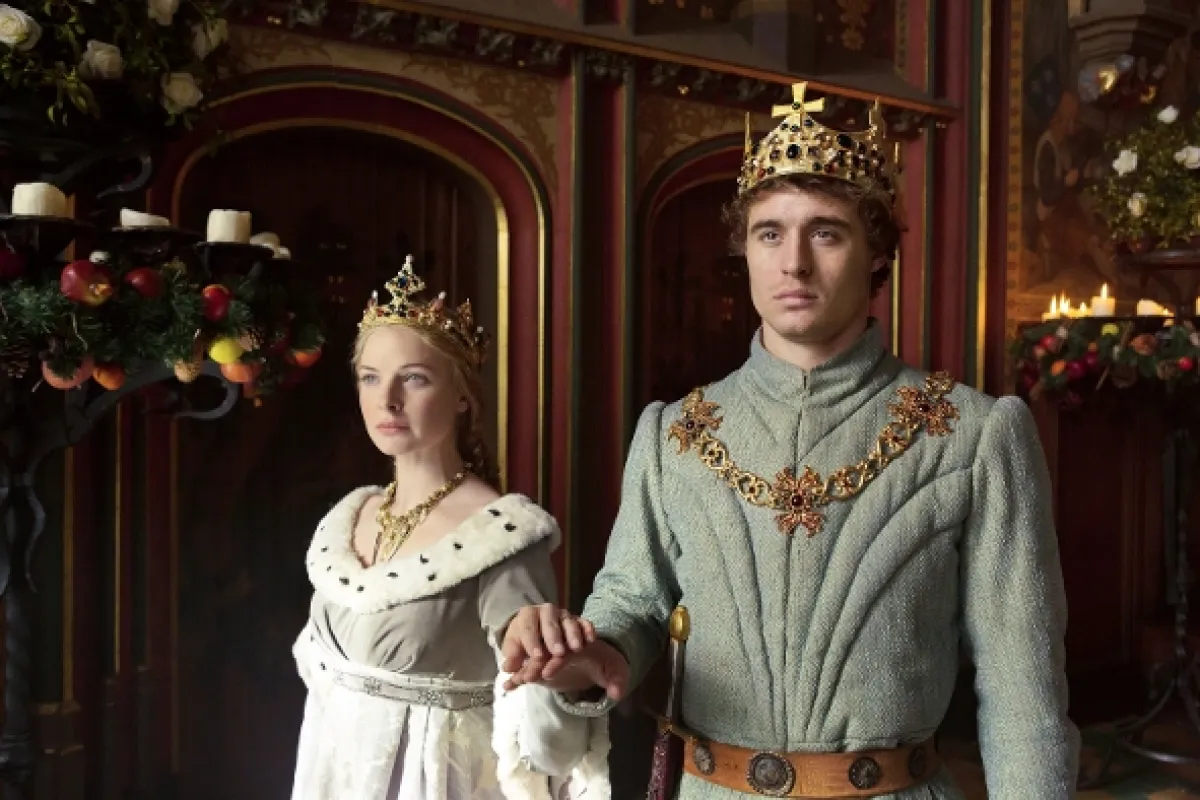 Bílá královna (The White Queen), 2013 - fotogaléria