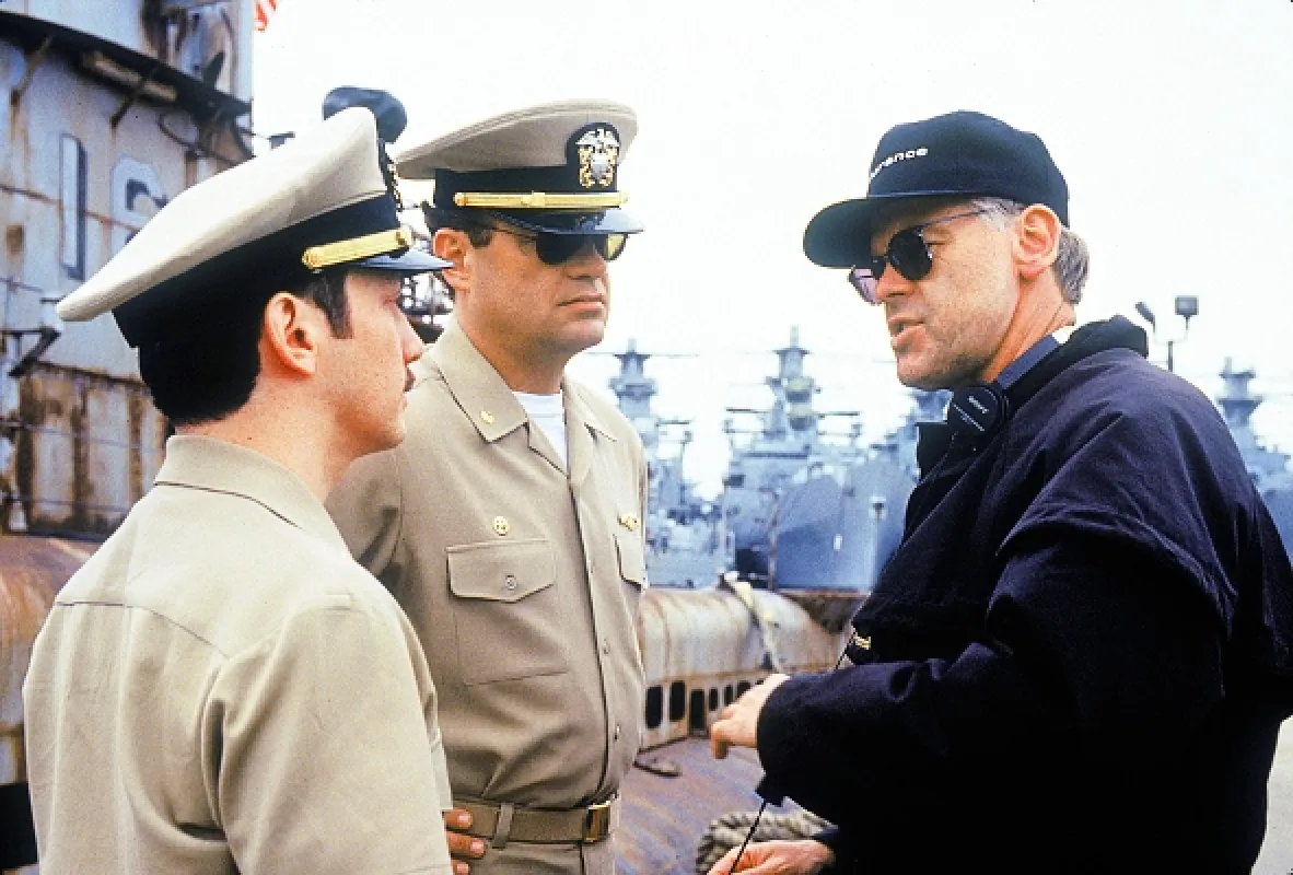 Periskop hore a dole (Down Periscope), 1996 - fotogaléria