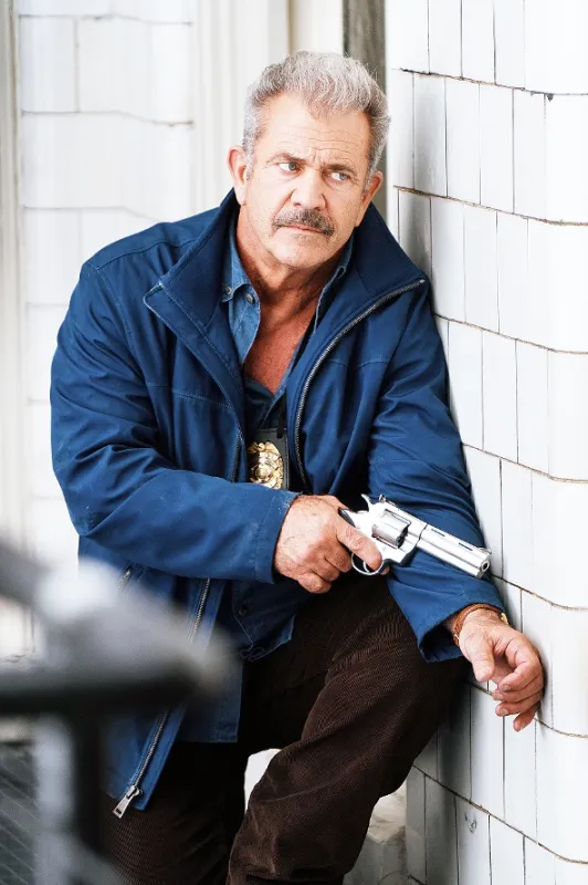 Na špatné straně (DRAGGED ACROSS CONCRETE), 2018 - fotogaléria