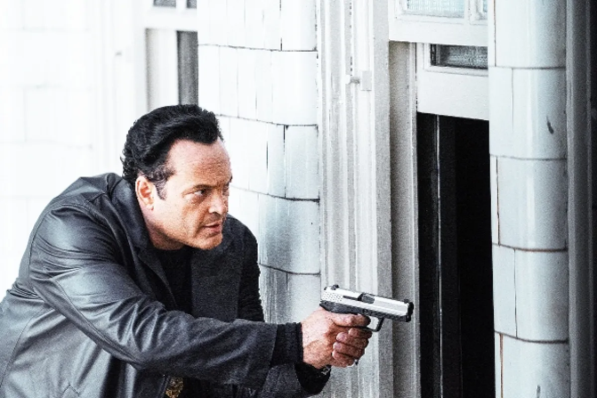 Na špatné straně (DRAGGED ACROSS CONCRETE), 2018 - fotogaléria