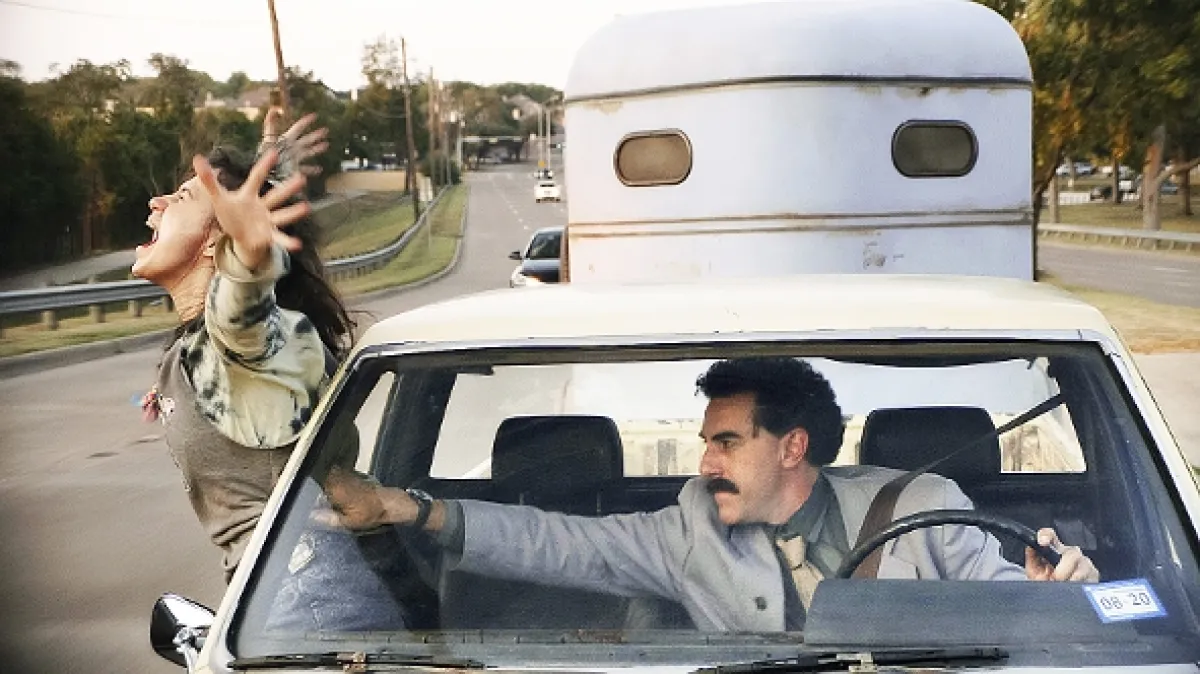 Boratův navázaný telefilm (Borat Subsequent Moviefilm), 2020 - fotogaléria