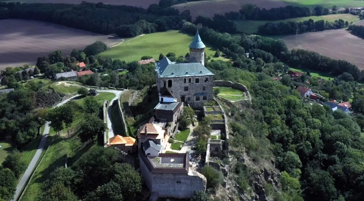 Krajinou príbehov českých hradov známych i neznámych - fotogaléria
