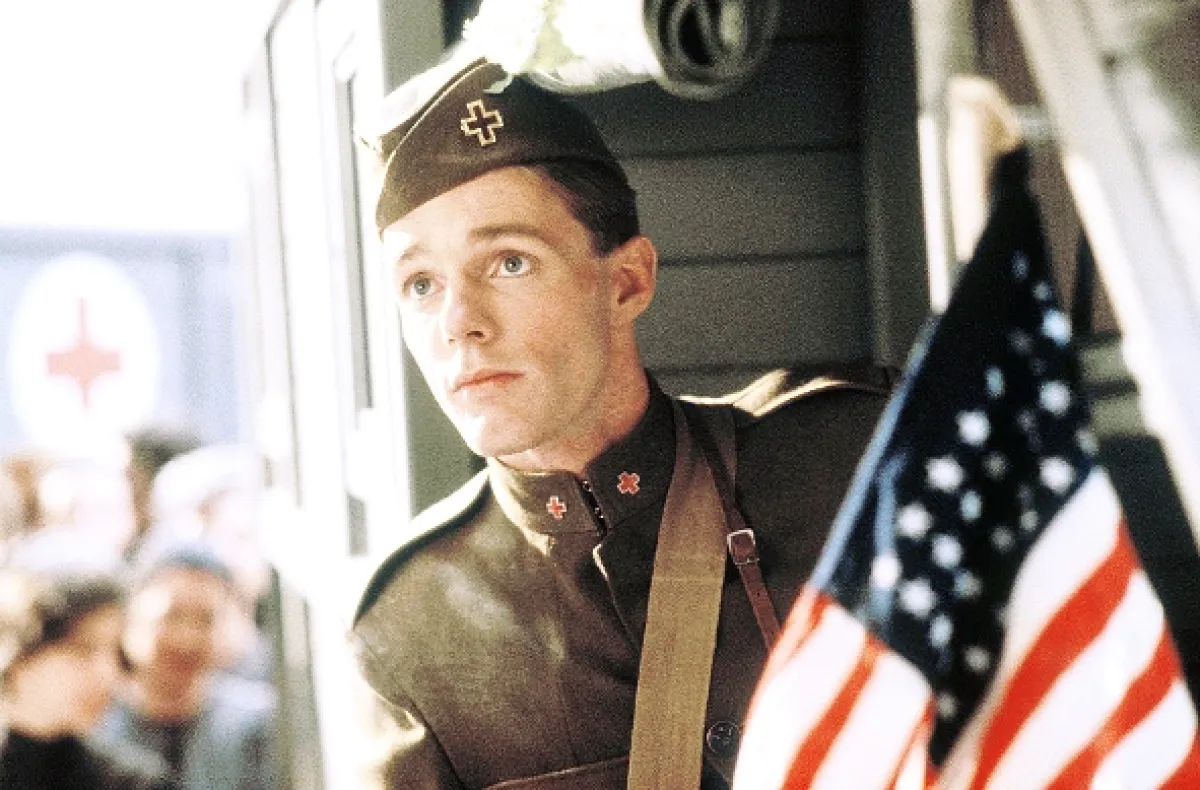 Láska a válka (In Love And War), 1996 - fotogaléria
