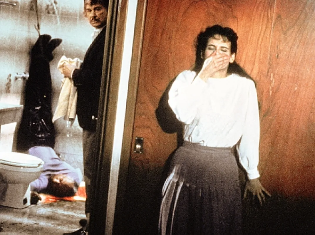 Zločiny mužov (Evil That Men Do, The), 1983 - fotogaléria