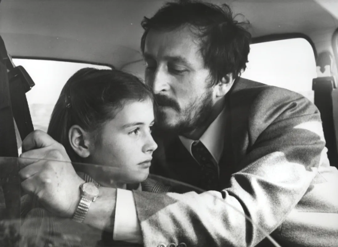 Neúplné zatmění, 1982 - fotogaléria