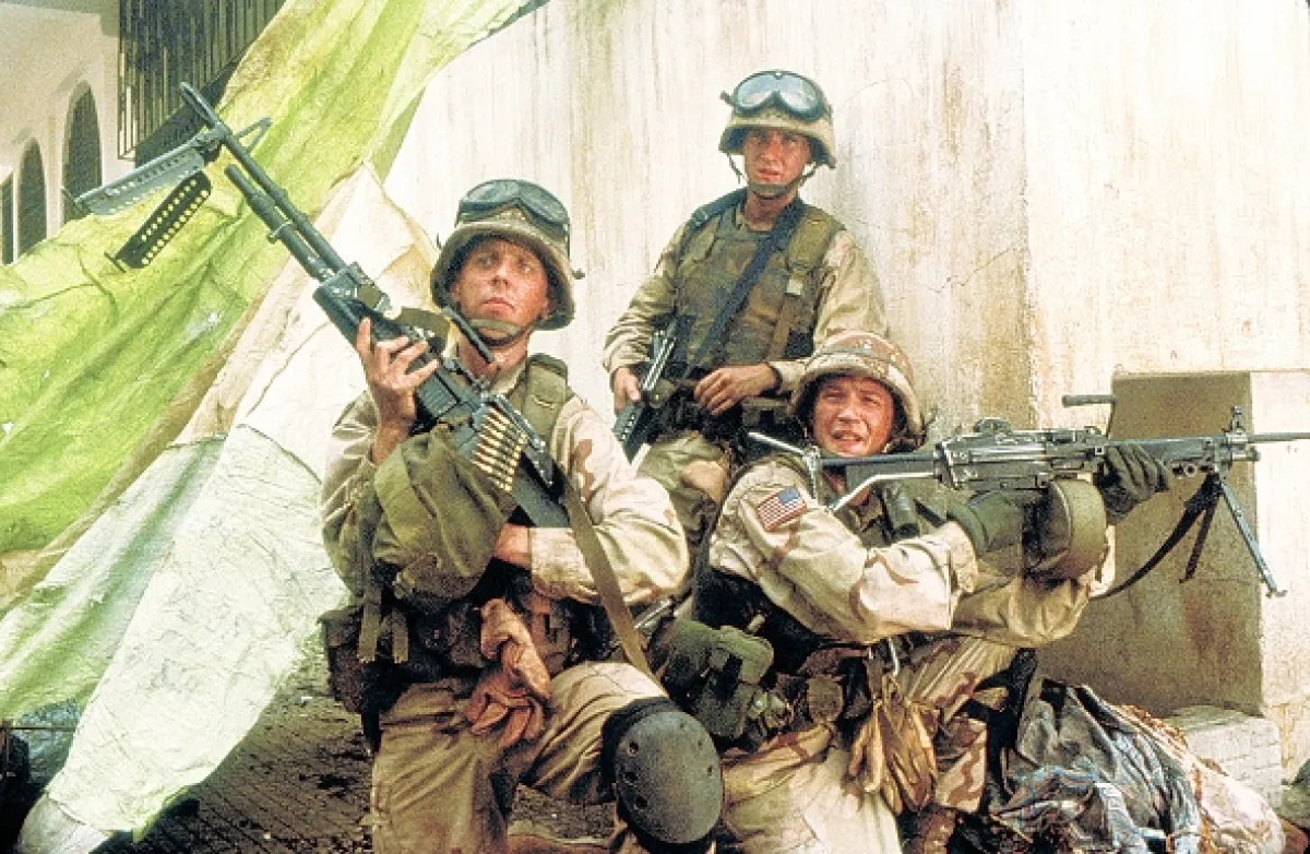 Černý jestřáb sestřelen (Black Hawk Down), 2001 - fotogaléria
