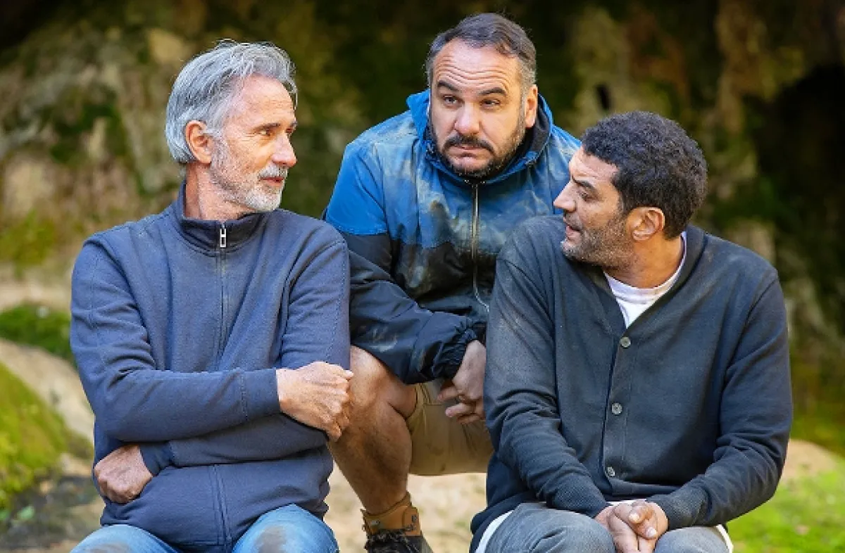 Muži na pokraji nervového zrútenia (Hommes au bord de la crise), 2021 - fotogaléria