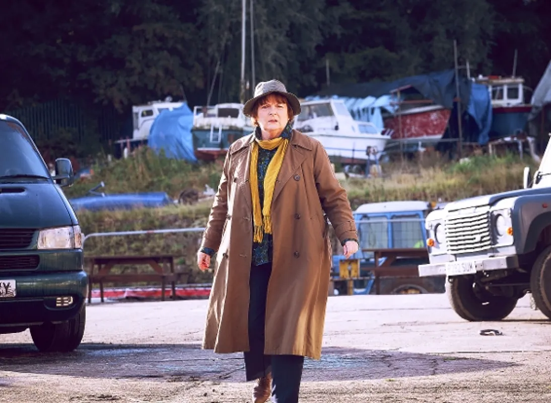 Zločiny z vresovísk (Vera: Blood Will Tell), 2020 - fotogaléria