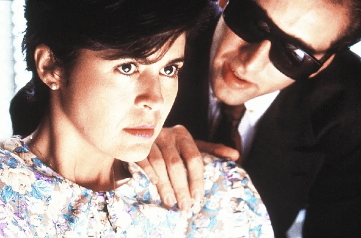 Polibek upíra (Vampire’s Kiss), 1988 - fotogaléria