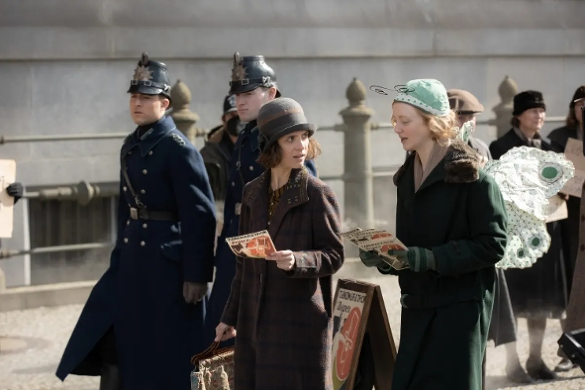 Babylon Berlín (Babylon Berlin), 2022 - fotogaléria