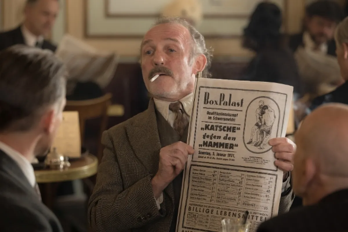 Babylon Berlín (Babylon Berlin), 2022 - fotogaléria