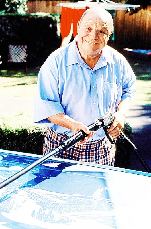 Postrach Denis opäť zasahuje (Dennis the Menace Strikes Again), 1998 - fotogaléria