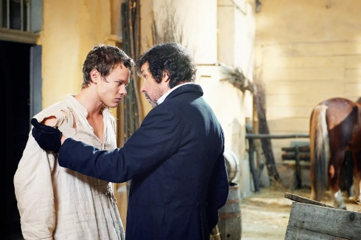 Vlkolak (Werewolf: The Beast Among Us), 2012 - fotogaléria
