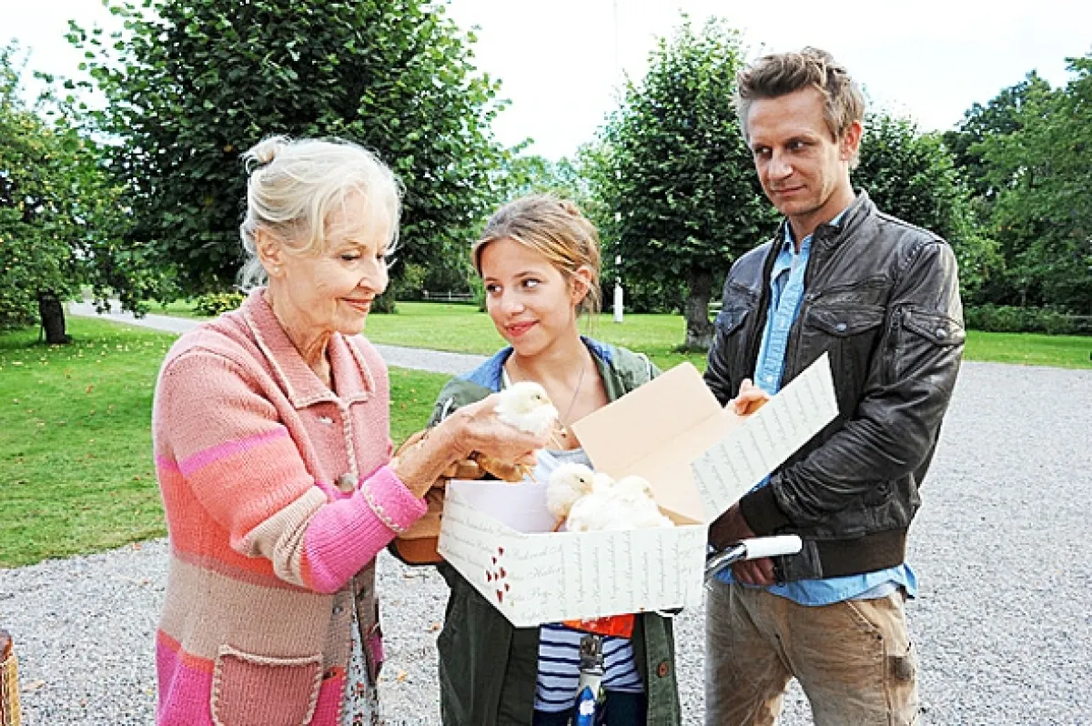 Inga Lindström: Deň pri jazere, 2012 - fotogaléria